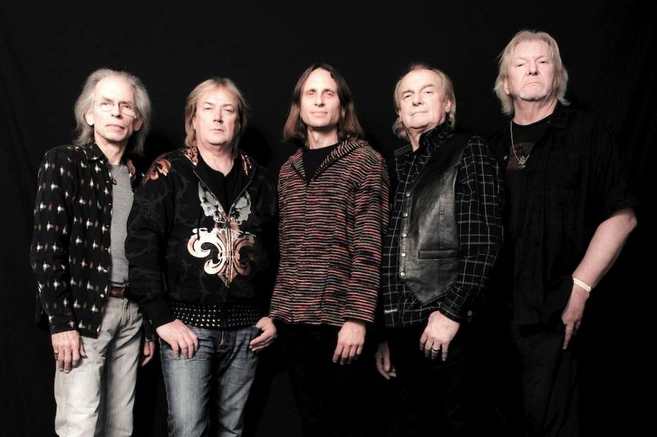 Geoff Downes of Yes, Asia and The Buggles is Kind of Responsible for